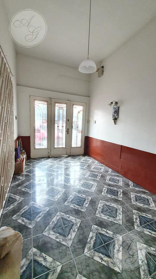 Casa Terreno Propio de 4 Amb - Cochera - Patio - Terraza - Exc. Estado 4