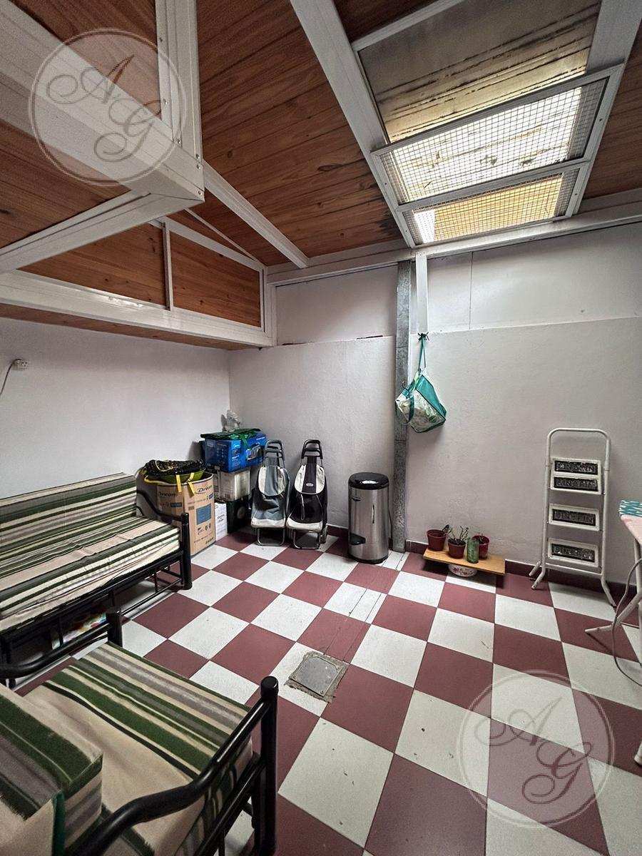 Semi Piso 3 Ambientes C/ 2 Patios - Carlos Calvo y Muñiz - 120 m² - Exc. Estado 3