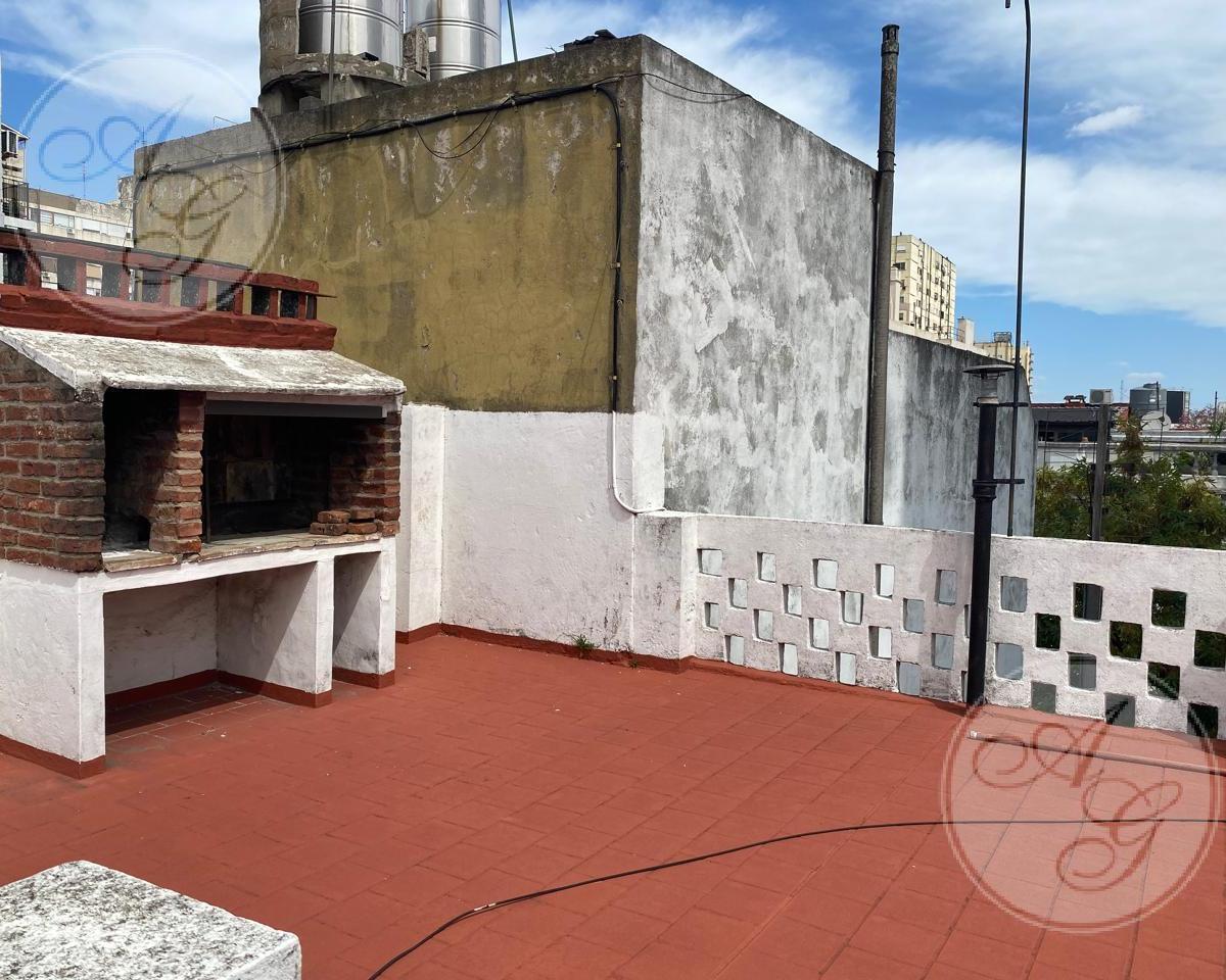 PH Sin Expensas - Terraza Propia - Cochabamba y Av Entre Rios - Primer Piso por Escalera 5