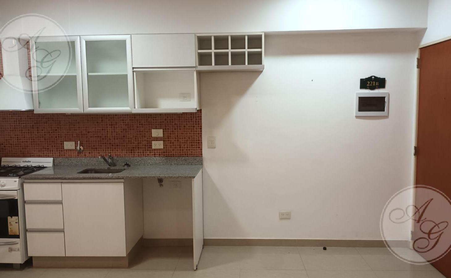 Foto de SEMI PISO - GRAN AMBIENTE Y MEDIO c/ BALCON Y BAULERA - VALLE Y BEAUCHEF - IMPERDIBLE EXC. ESTADO, imagen 4