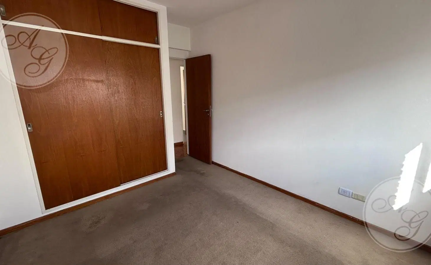 SEMIPISO 3 AMB/ CON COCHERA Y BALCON - CABALLITO - ENTRADA PRINCIPAL Y DE SERVICIO 4