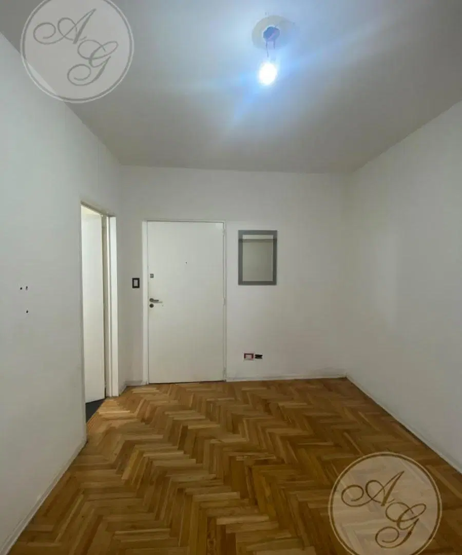 2 AMB. LUMINOSO Y EN EXCELENTE PRECIO - VENTA DIRECTA - AV LA PLATA 1