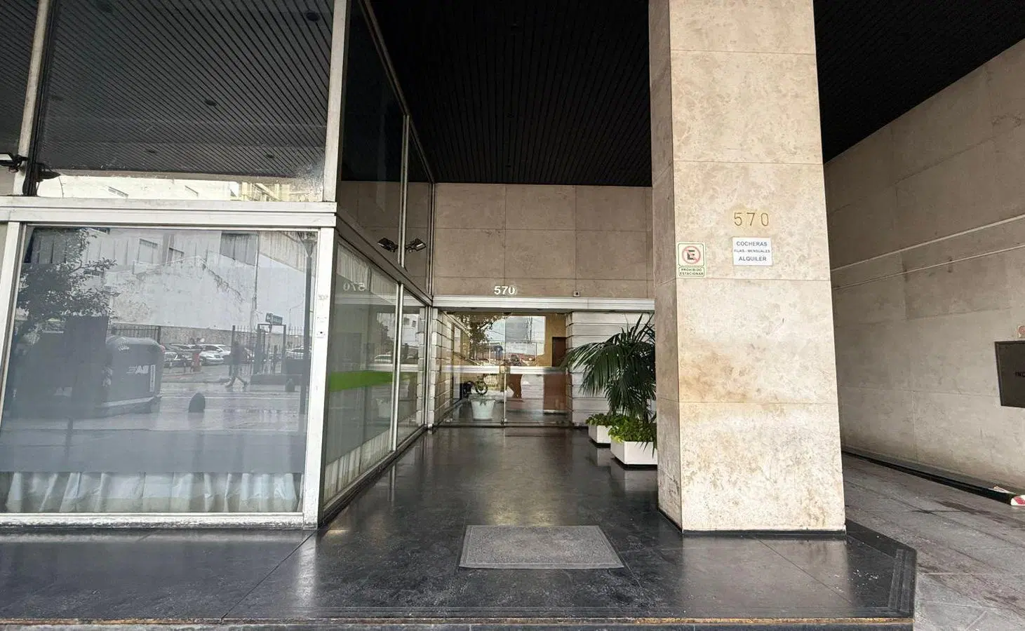 Oficina/Local en Microcentro!!! 4