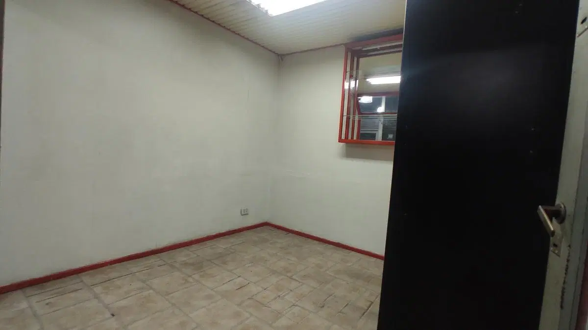 CORDOBA 500, LOCAL EN GALERÍA, FRENTE A GALERÍAS PACÍFICO 2