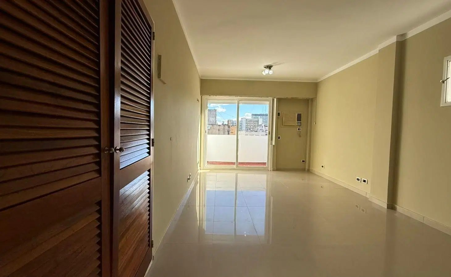 Departamento en Microcentro 2
