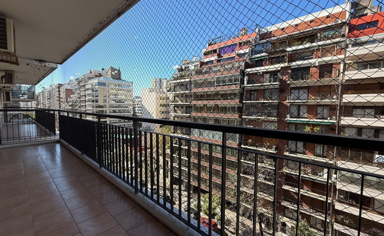 Foto de 4 ambientes con balcón y cochera en Belgrano R con Pileta Parrilla y SUM, imagen 5