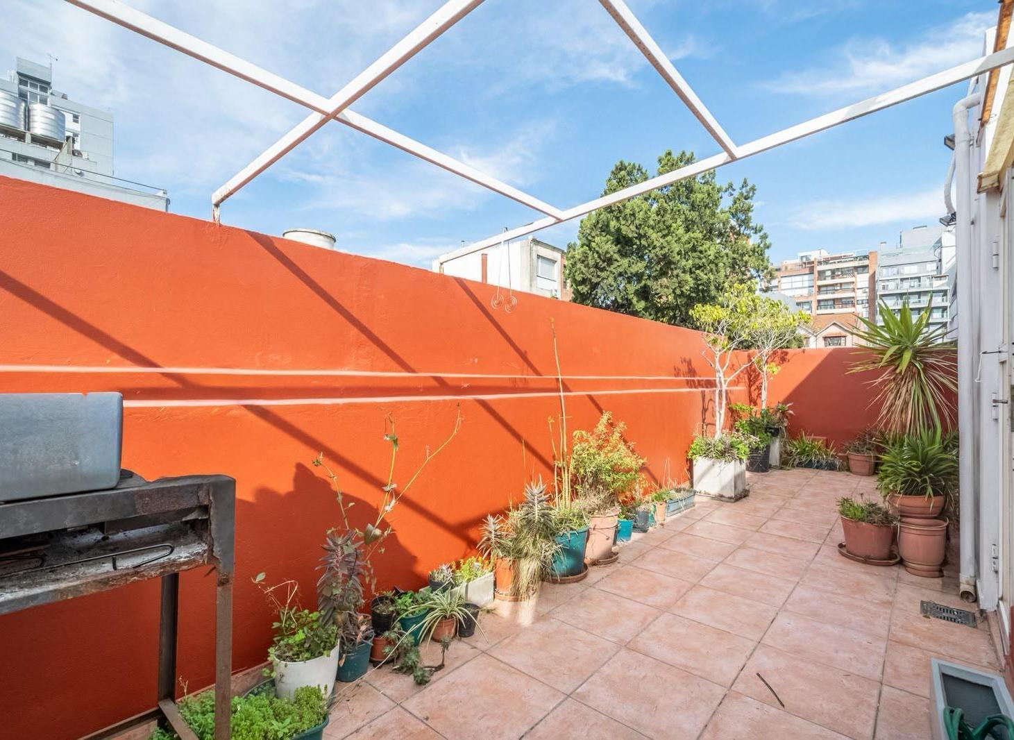 Foto de PH 4 AMBIENTES TIPO CASA | SIN EXPENSAS | TERRAZA PROPIA | ORIENTACIÓN, imagen 1