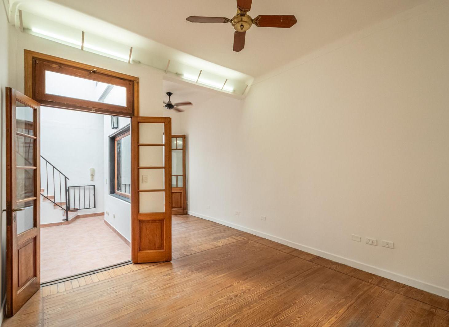 Foto de PH 4 AMBIENTES TIPO CASA | SIN EXPENSAS | TERRAZA PROPIA | ORIENTACIÓN, imagen 5