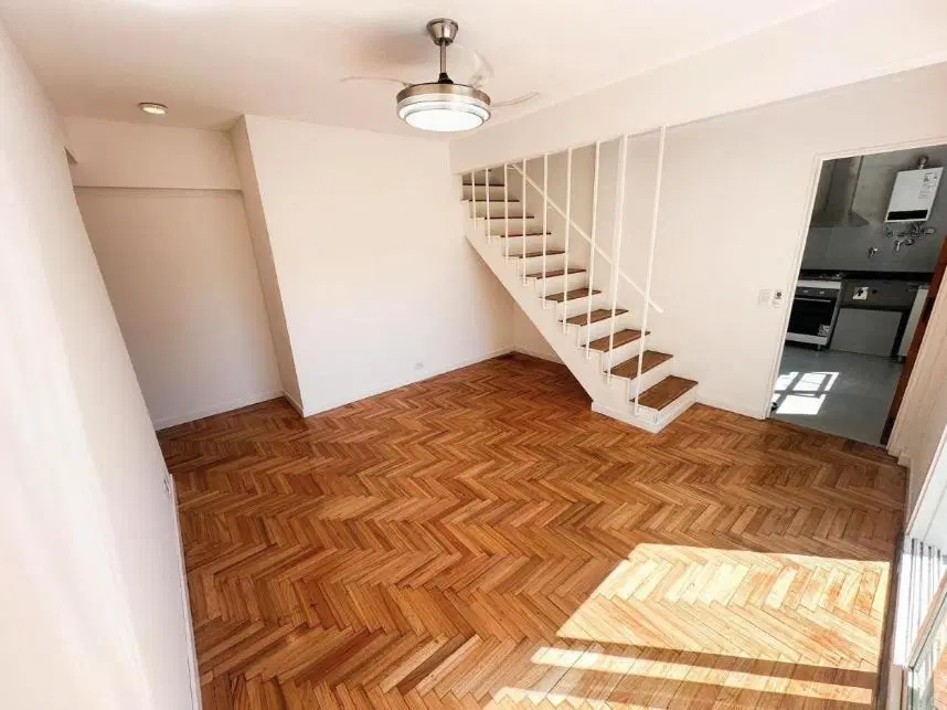 Departamento en Alquiler Temporal – 3 Ambientes Dúplex en Recoleta – Uriburu y Av. Santa Fe 5