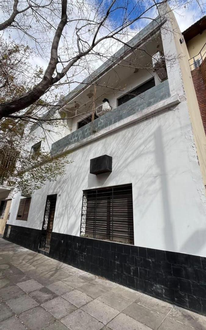 Foto de CASA/LOTE EN VENTA – EXCELENTE POTENCIAL CONSTRUCTIVO. VILLA LURO, imagen 5