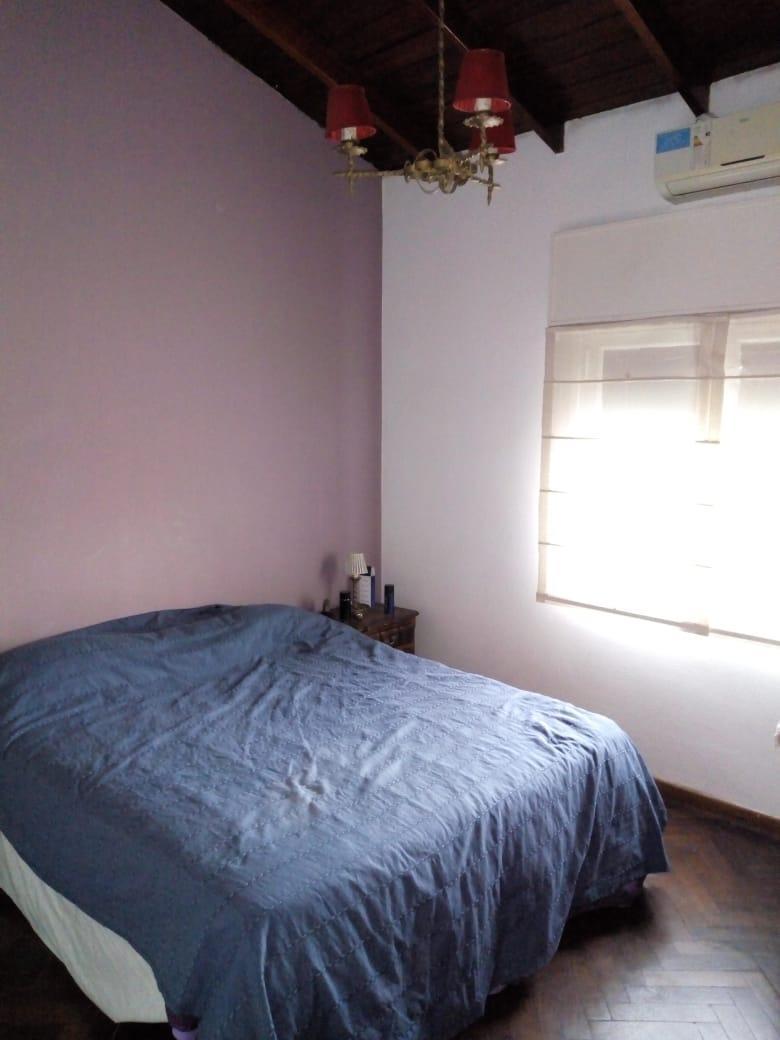 Foto de Casa de 3 ambientes con cochera en Banfield., imagen 3