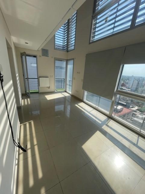 Foto de DEPARTAMENTO 4 AMBIENTES CON TERRAZA EN BANFIELD, imagen 3