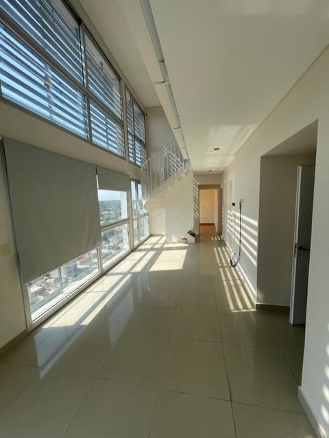 DEPARTAMENTO 4 AMBIENTES CON TERRAZA EN BANFIELD