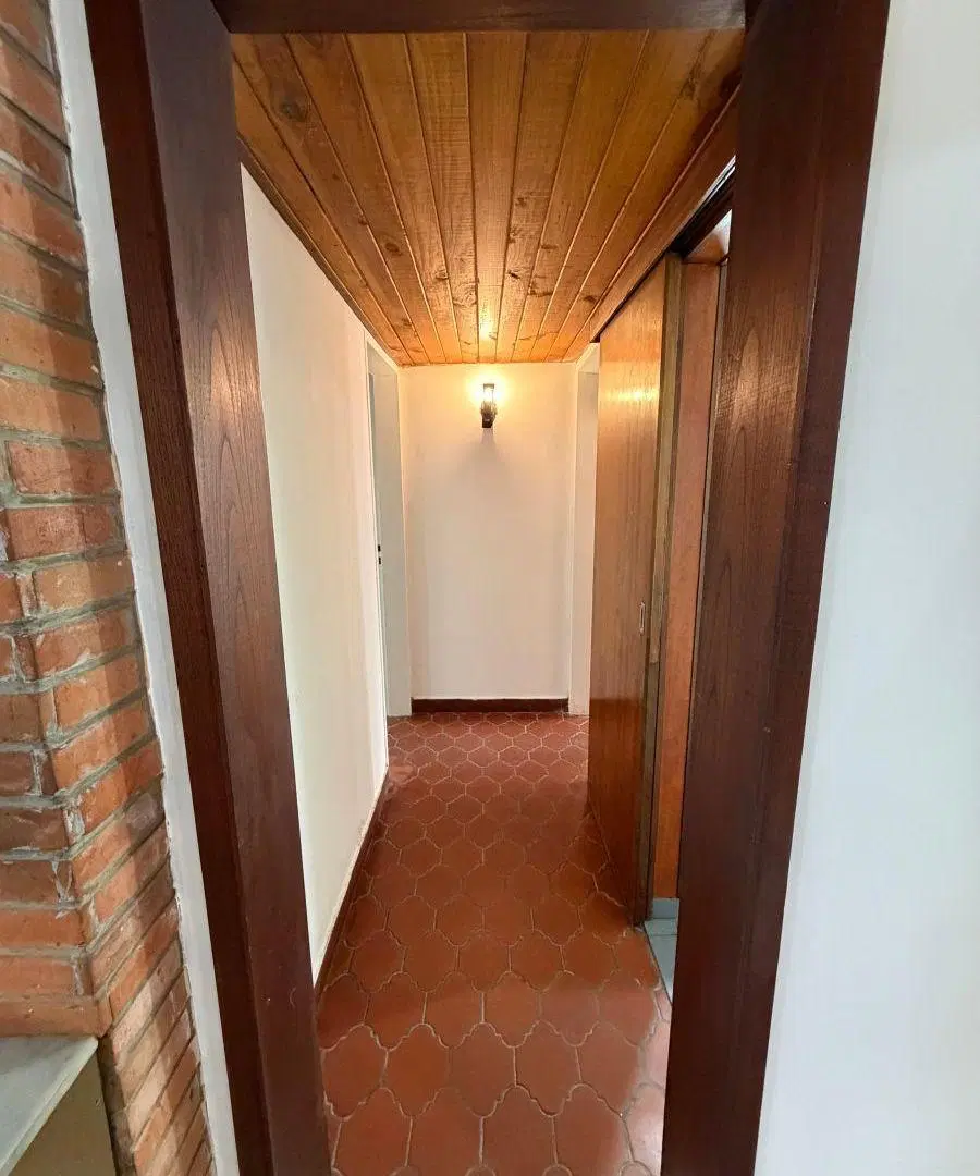 Alquiler de casa 4 ambientes en Banfield. 5