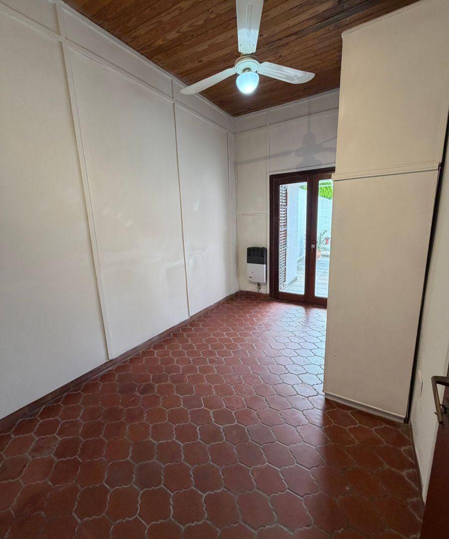 Foto de Alquiler de casa 4 ambientes en Banfield., imagen 3