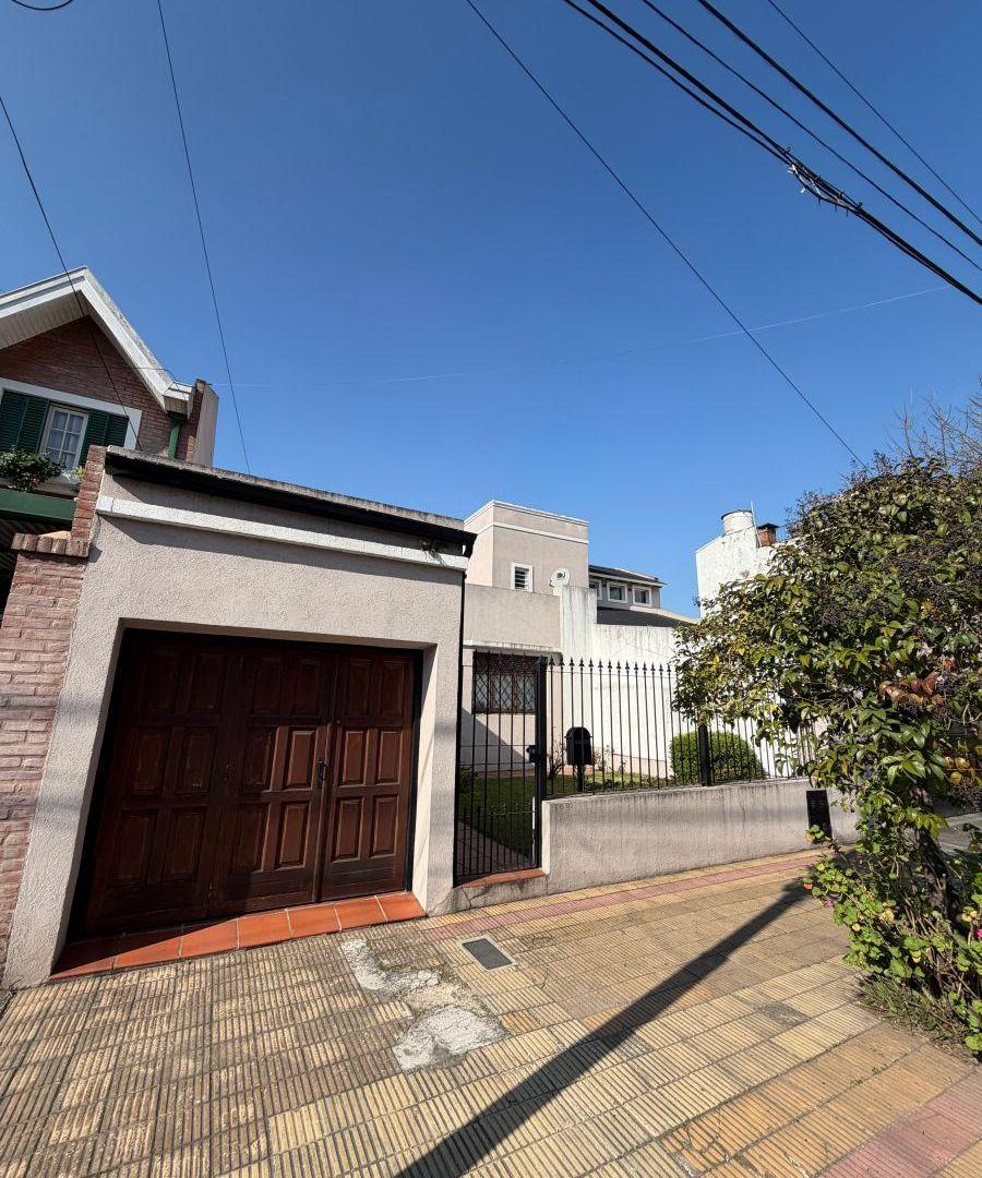 Foto de Casa de 5 ambientes en Remedios de Escalada., imagen 1