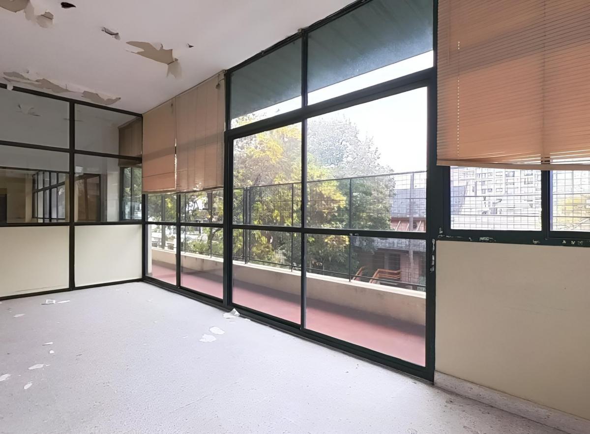 Foto de Local comercial / Ideal Coworking de 450 m² en alquiler en Villa, imagen 3