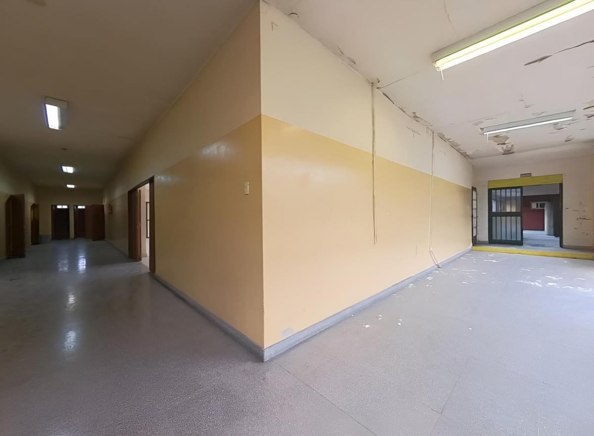Foto de Local comercial / Ideal Coworking de 450 m² en alquiler en Villa, imagen 5