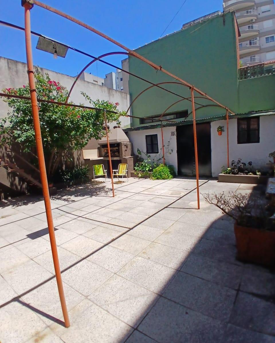2 PH 3 AMBIENTES EN BLOCK AL FRENTE - P. BAJA Y P. ALTA - VILLA PUEYRREDON