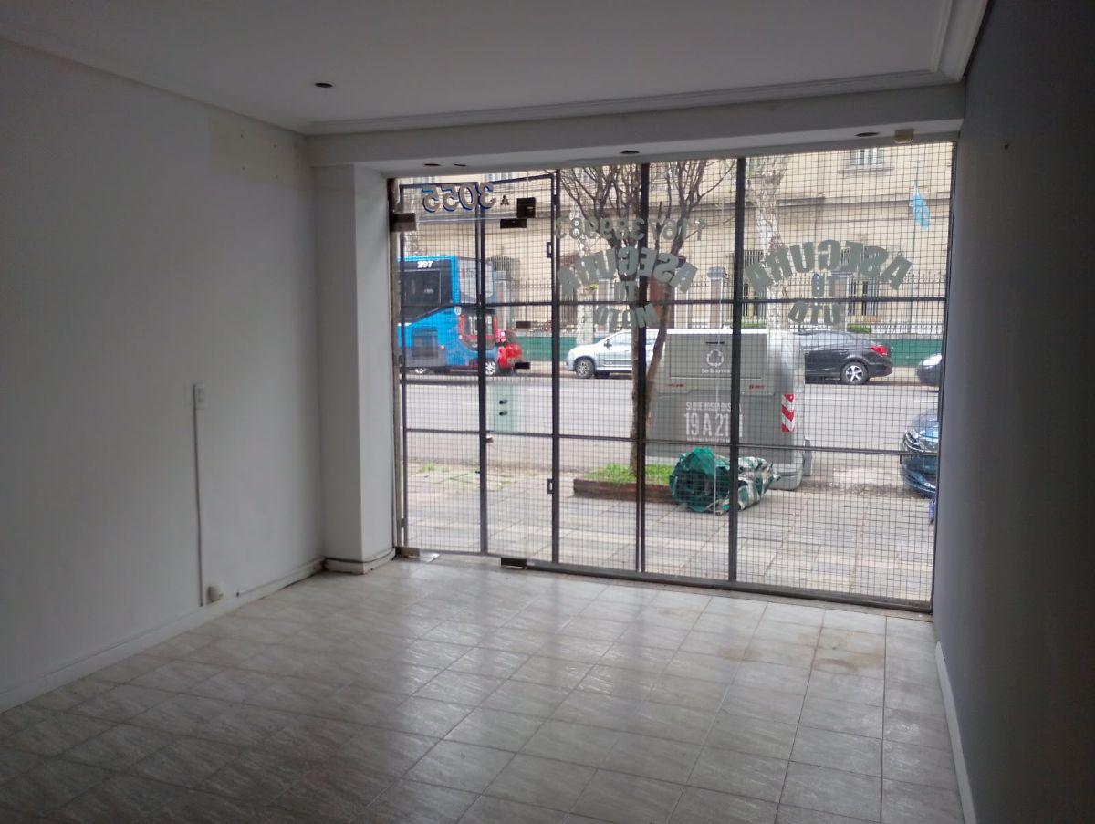 Foto de Loca al frente - Villa Pueyrredón, imagen 2