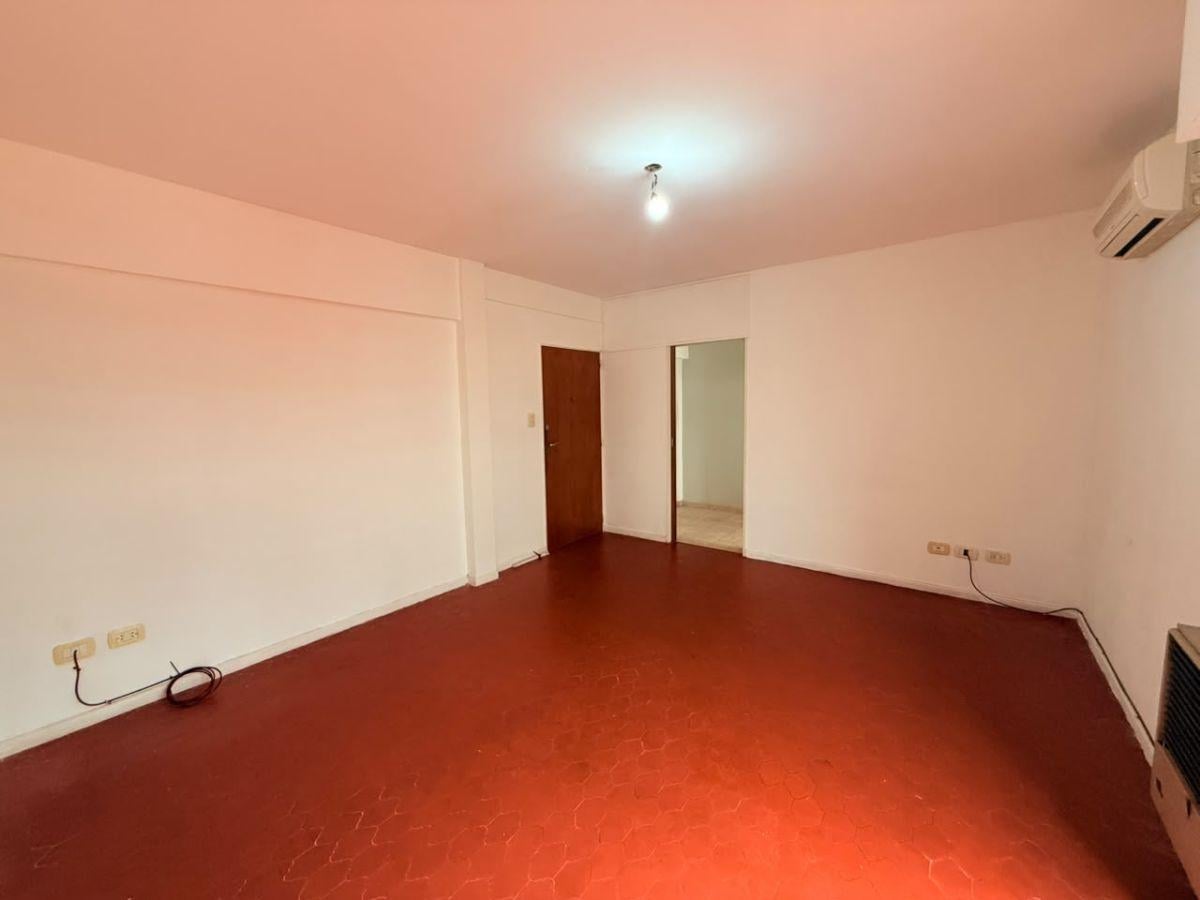 Foto de Departamento 2 ambientes con patio - Villa Devoto, imagen 3