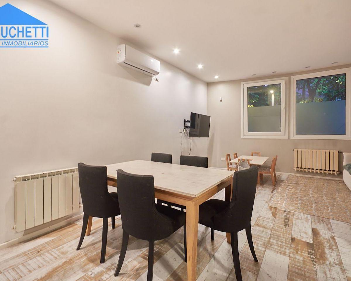 Muy Linda Casa de Estilo Moderno! Ubicación Inmejorable! 5