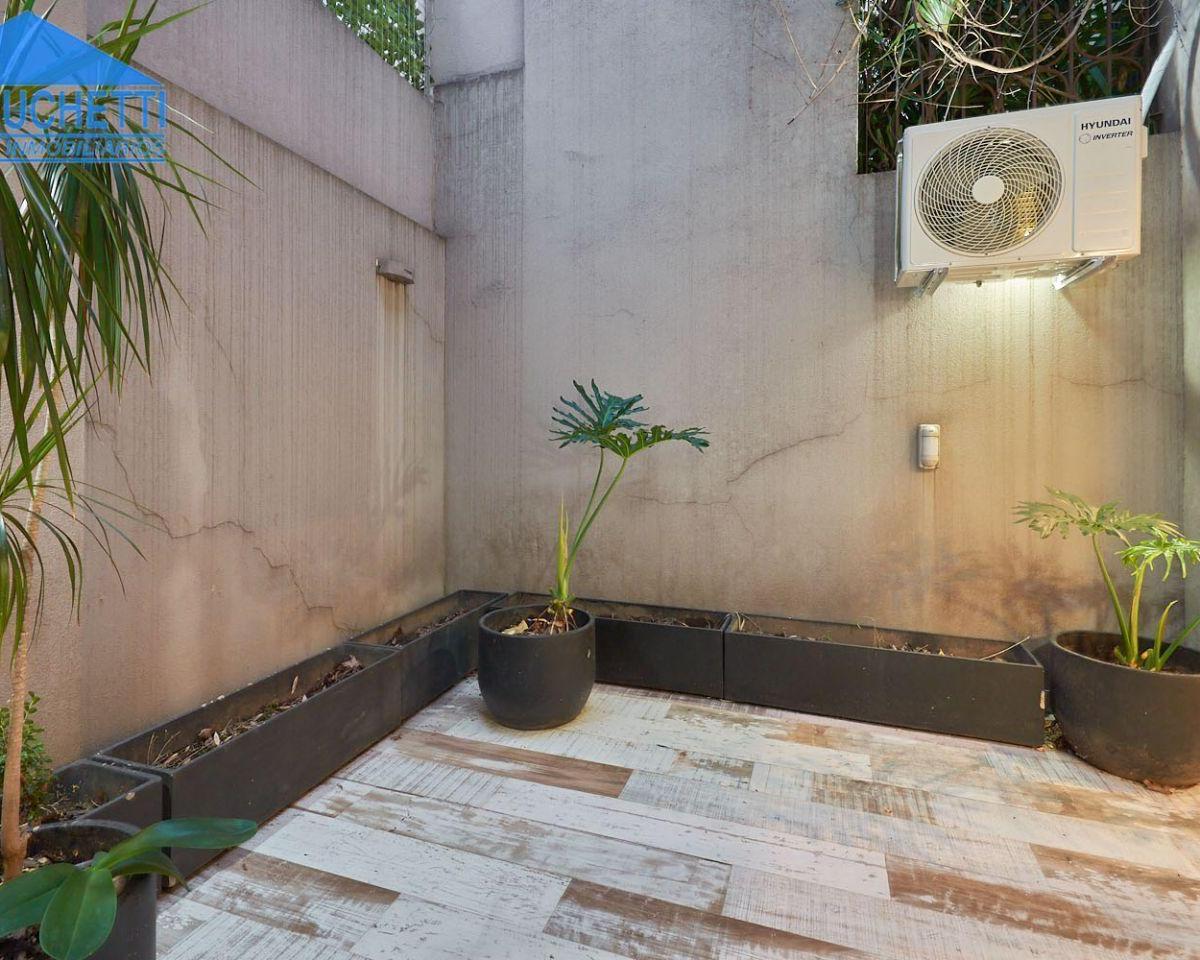 Muy Linda Casa de Estilo Moderno! Ubicación Inmejorable! 3