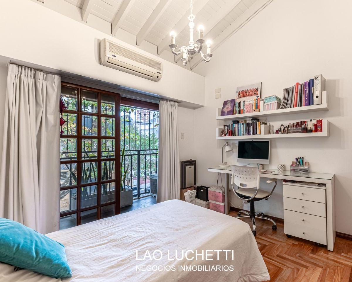 Venta! Casa! Terraza y Patio con Parrilla! Belgrano R! 3