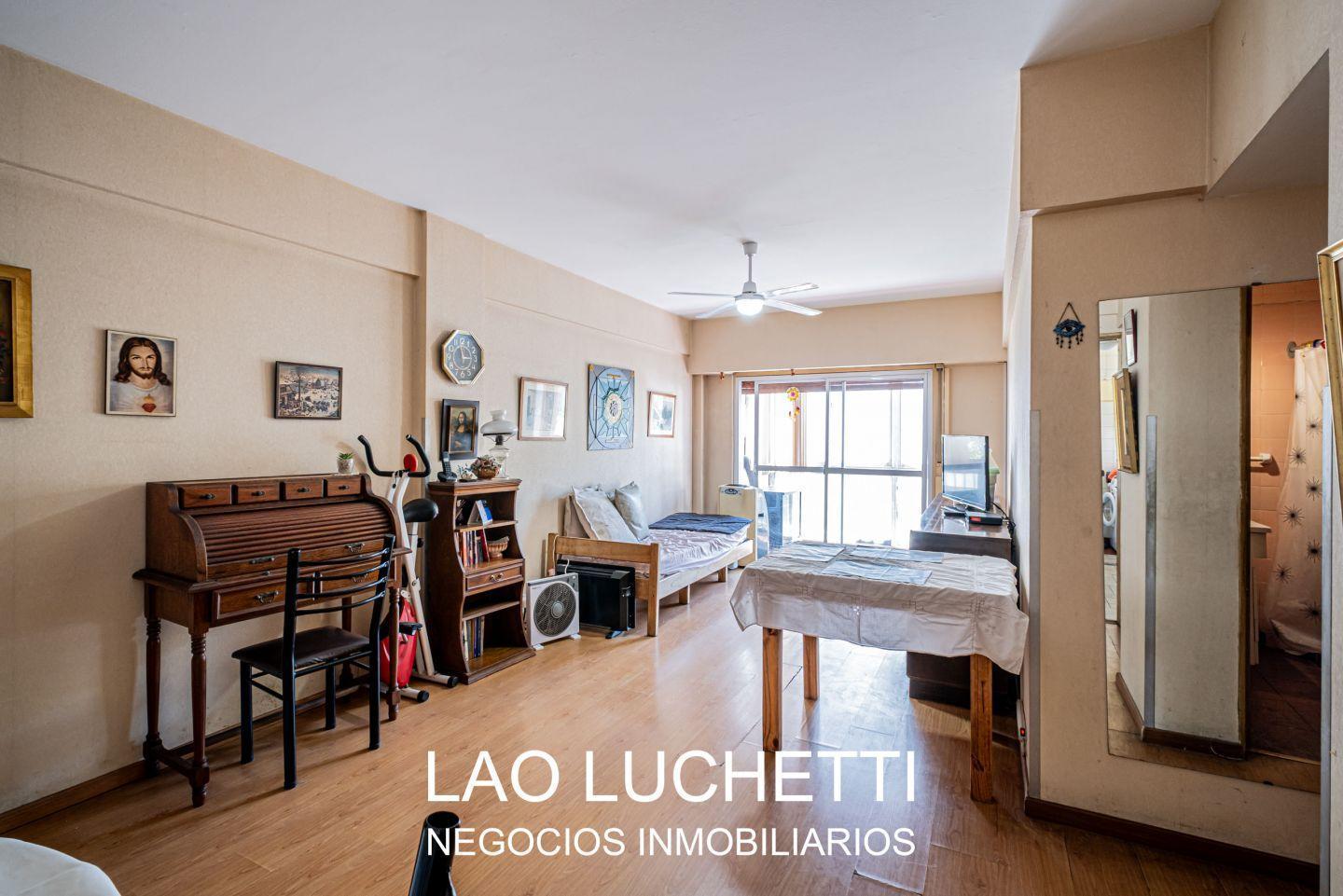 Foto de VENTA! 4 Ambientes con balcon!! BELGRANO R / VILLA ORTUZAR!!, imagen 4