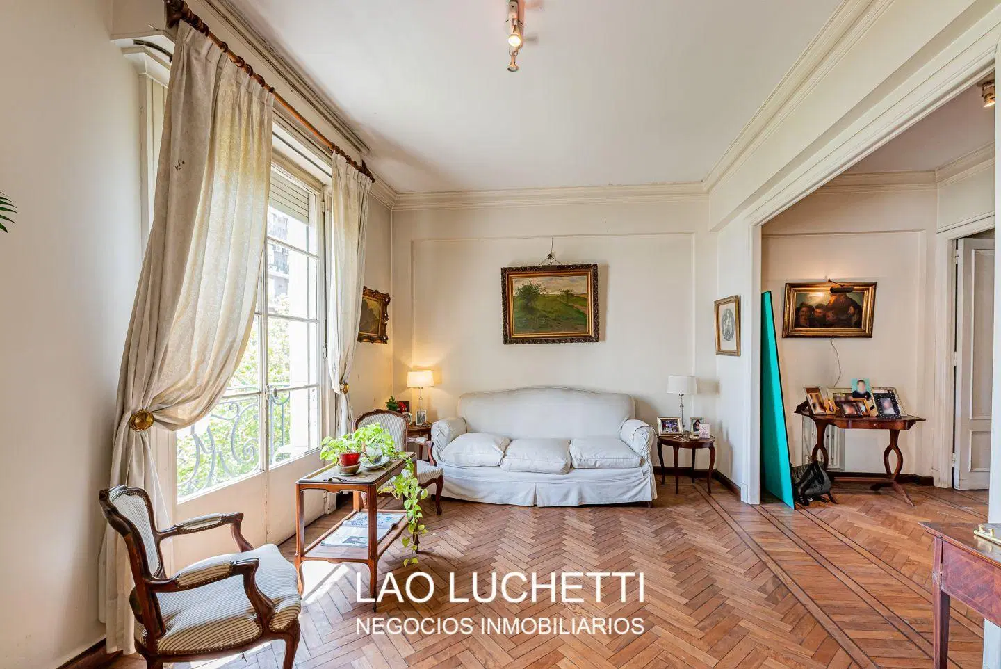 Venta Piso de 4 AMBIENTES con Dependencia en Belgrano Barrancas!! 2