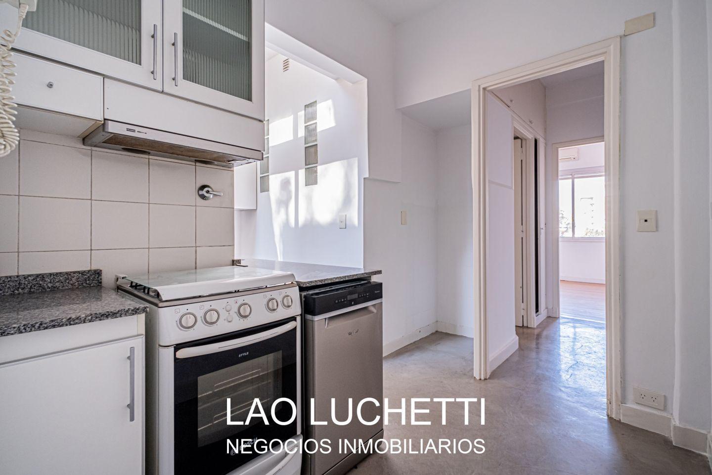 Foto de VENTA! Amplio 2 Ambientes + Dependencia! BELGRANO R!!, imagen 3