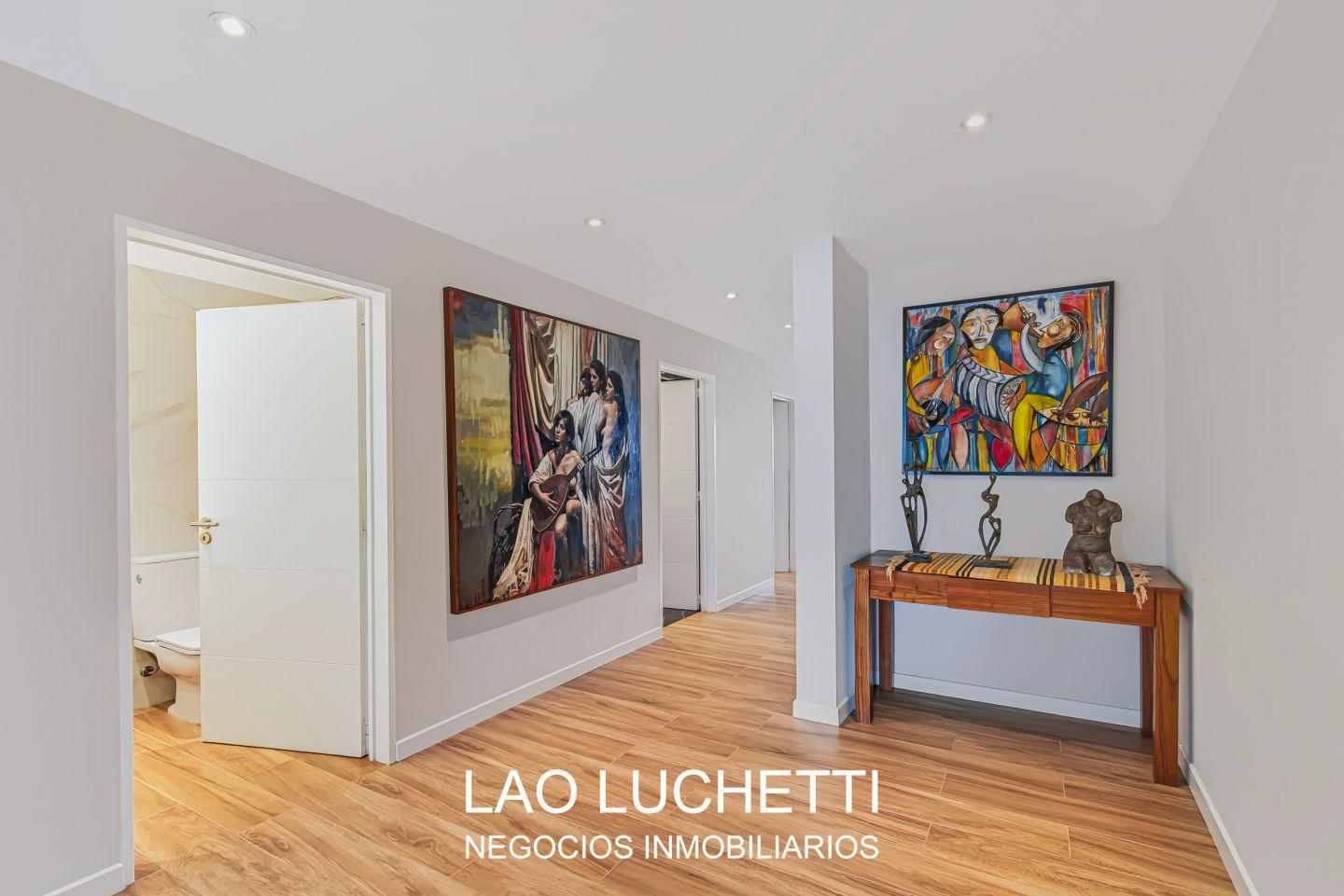 Foto de VENTA! ESPECTACULAR PISO EXCLUSIVO - TERRAZA PROPIA CON PARRILLA - 2, imagen 4