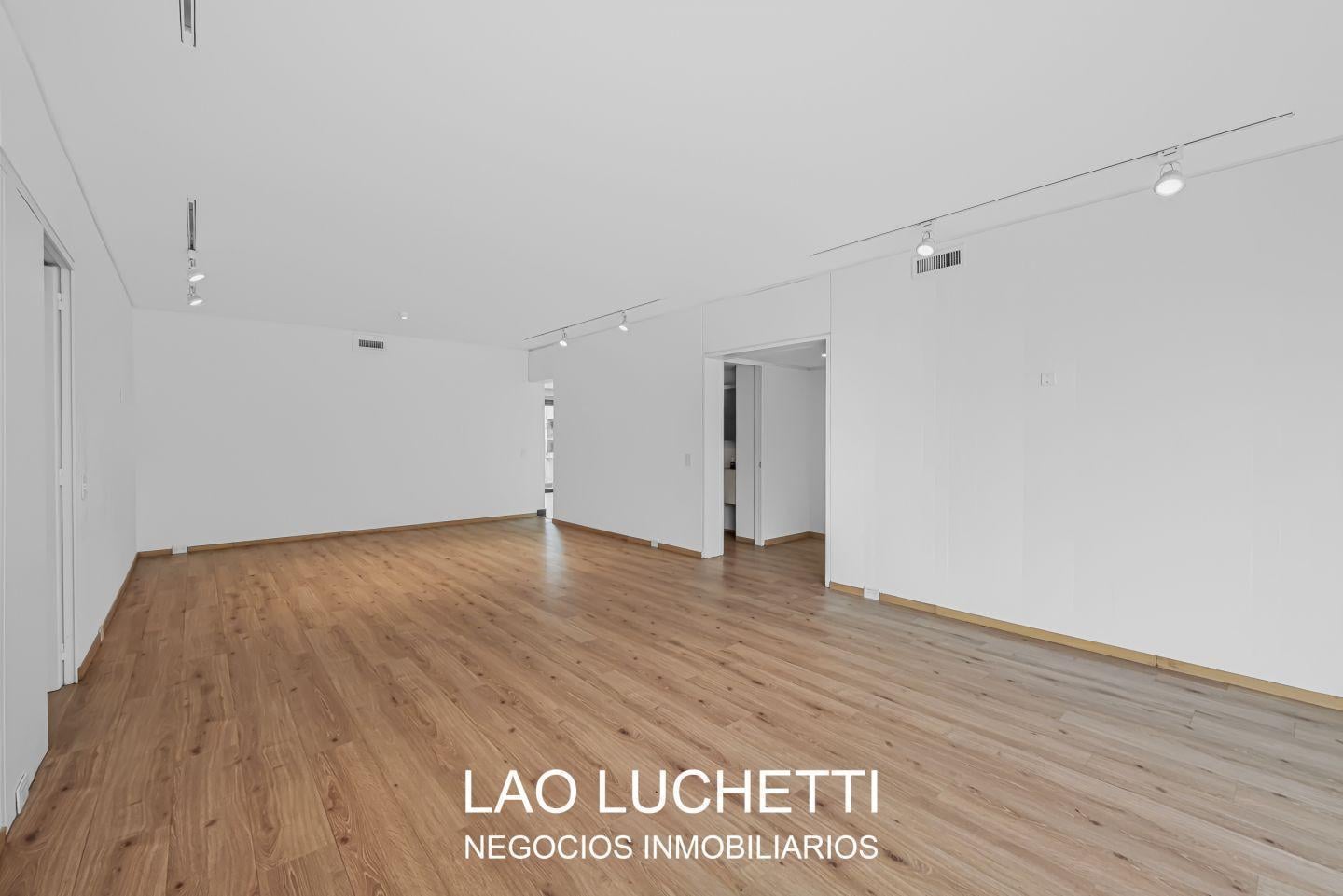 Foto de VENTA! SEMIPISO RECICLADO - AMENITIES - PARRILLA Y JARDIN, imagen 2