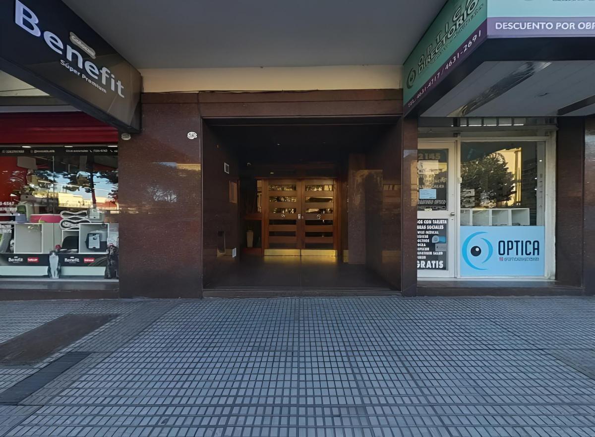 Venta Departamento 4 Ambientes en Flores 1