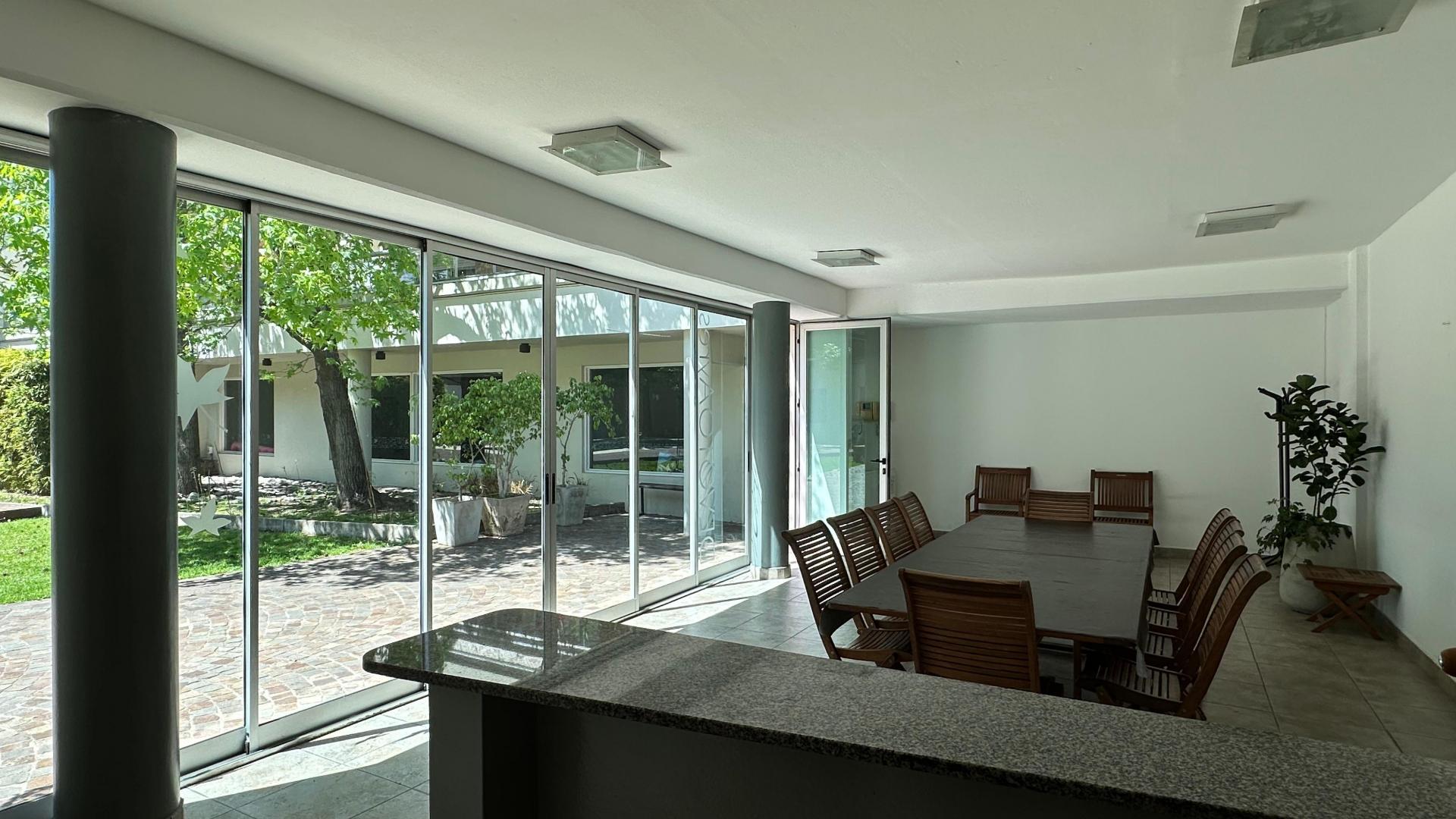 Venta depto 2 amb c/ Patios , Coch y Baul- "Complejo Devoto Ayres" (CF)