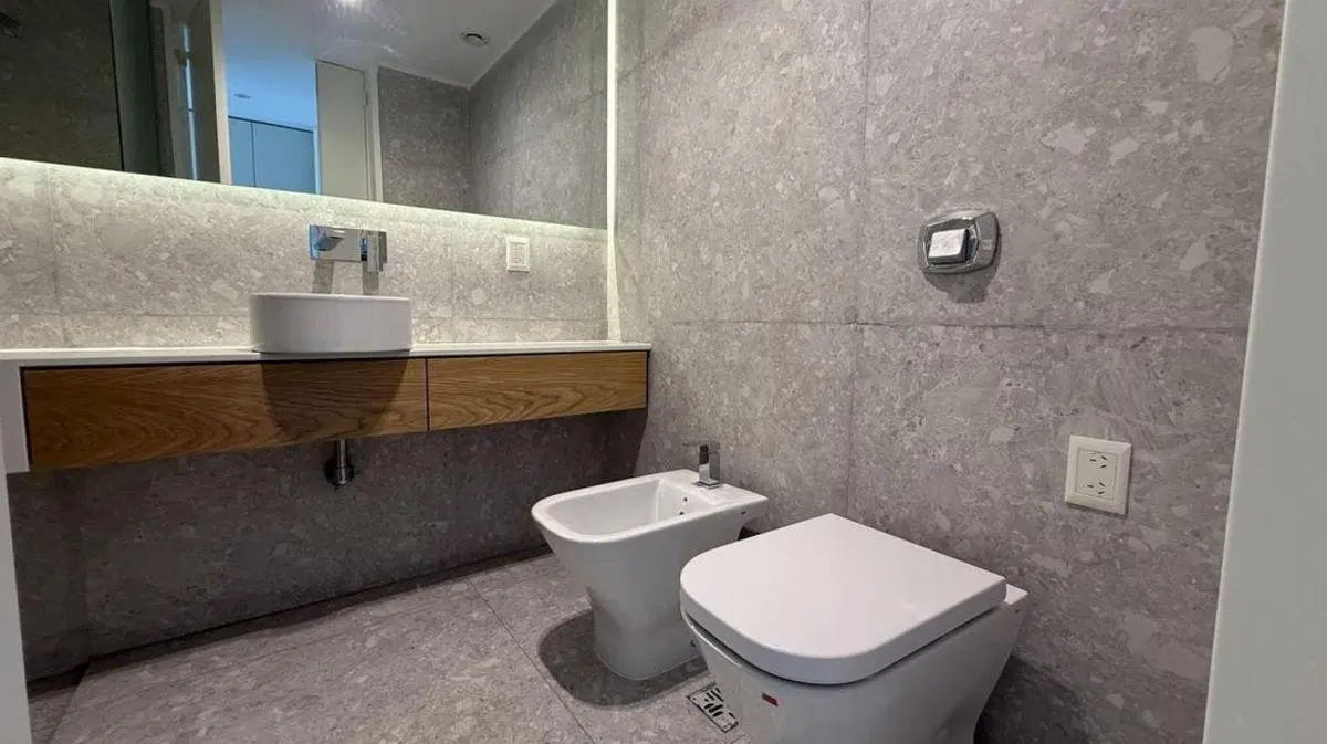 Venta Departamento 4 Ambientes con Balcón. SUM, Piscina, Parrilla. - Villa Devoto 3