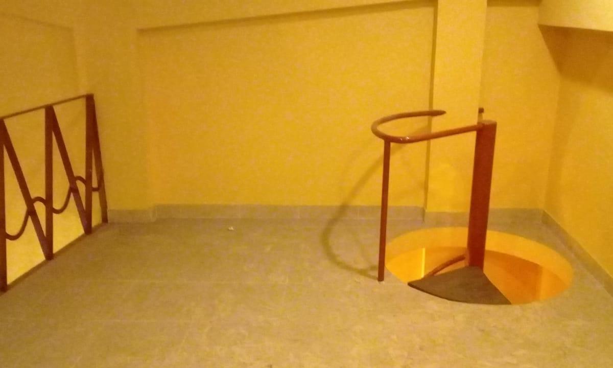 Av Mitre Al 300 - Avellaneda - Local en Galeria 3