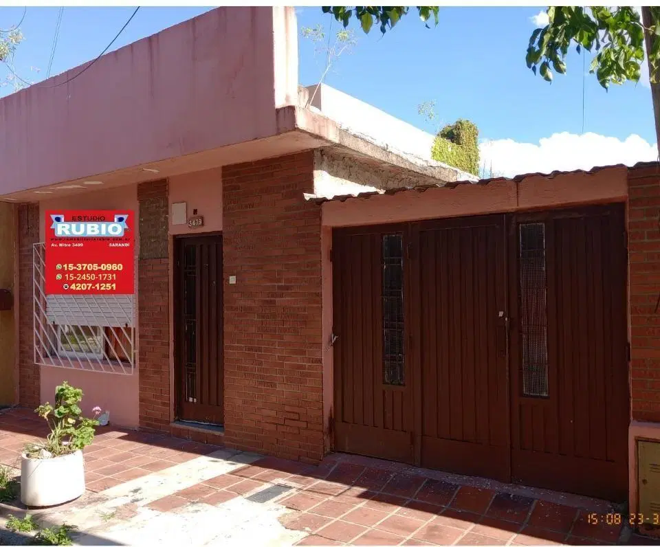 Pasaje Larrea al 3300 - Sarandi - Avellneda 3
