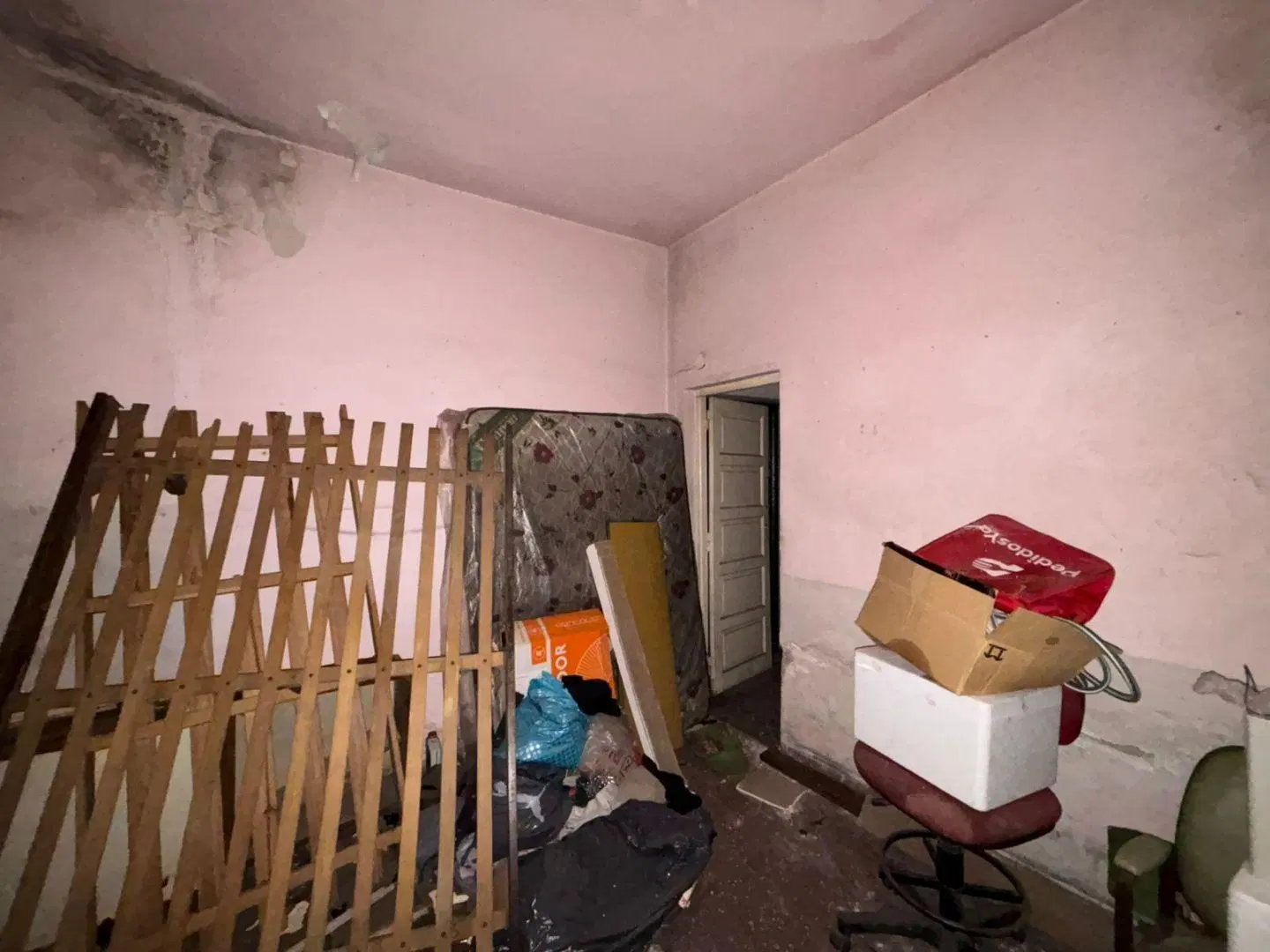 Magan al 550 - Gerli Lanus - DEPTO A RECICLAR 2 AMBIENTES 5