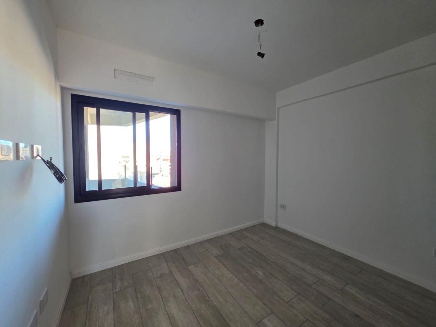 Foto de Juan B. Palaa al 200 - Edificio Premium de Categoría 4AMB, imagen 1