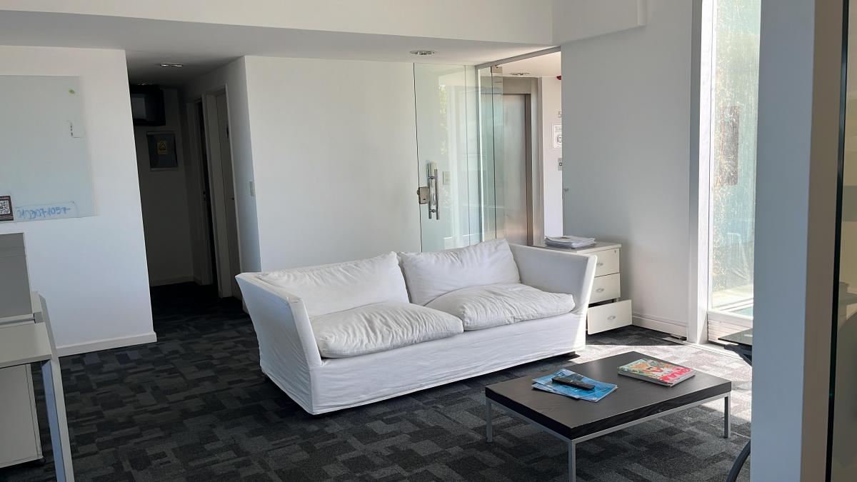Foto de OFICINA ,LIB 200, UNICA POR UBICACION, 2 BÑOS. COCINA, 2 COCH, 110 M2, imagen 4
