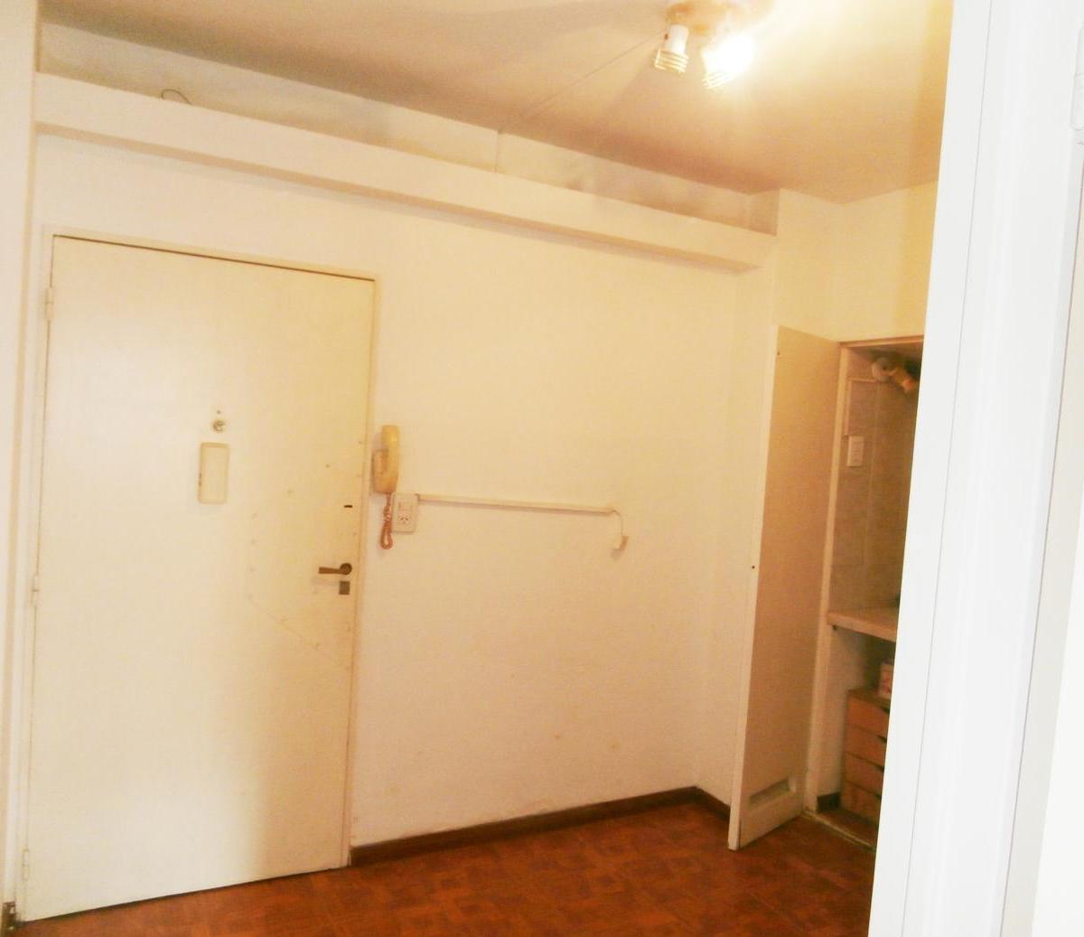 Venta Barrio Norte 1 Ambiente Marcelo T. de Alvear 1900 Piso Alto 5