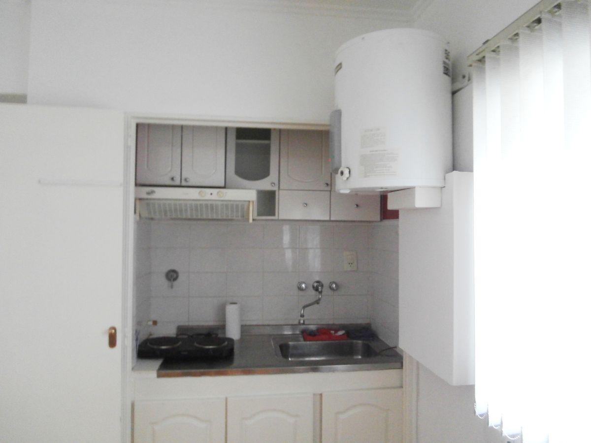 Foto de ALQUILER DEPTO DE 1 AMBIENTE LATERAL 7° PISO, AIRE ACONDICIONADO, imagen 5