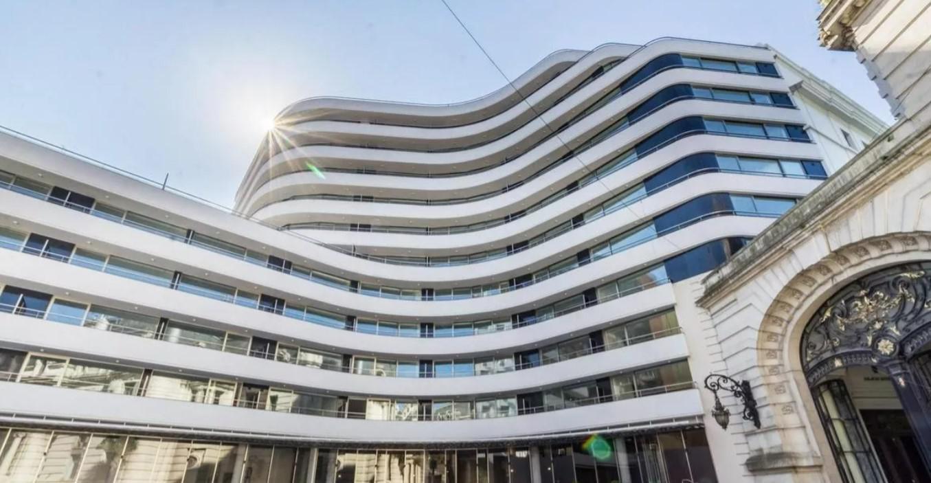 Increible Loft a con terraza propia en Palacio Paz. Retiro.