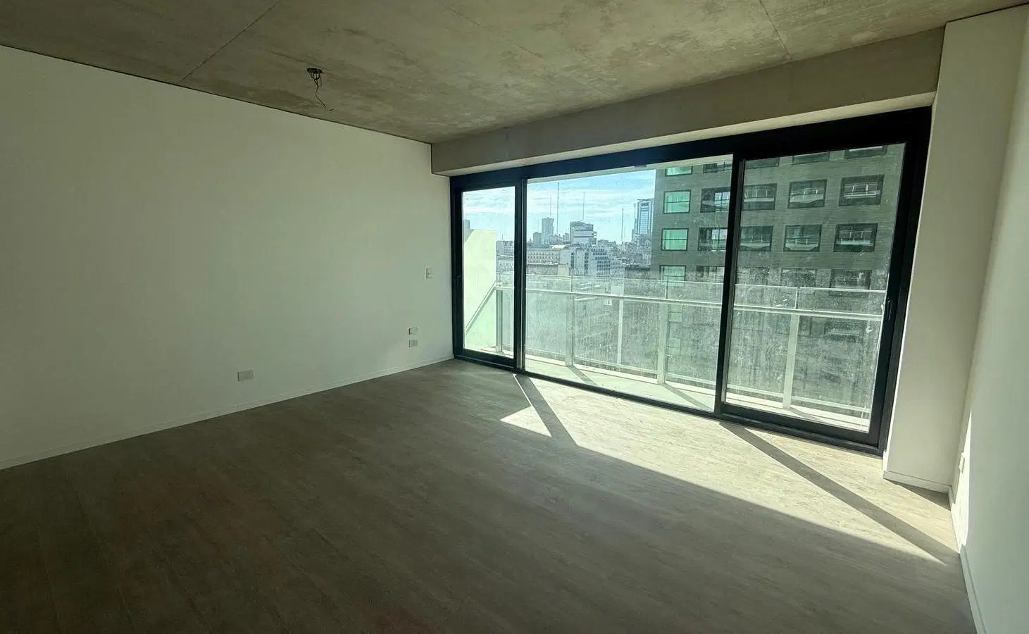 Monoambiente Moderno con Balcón en Quartier del Bajo - Piso 4 - Torre 2 2