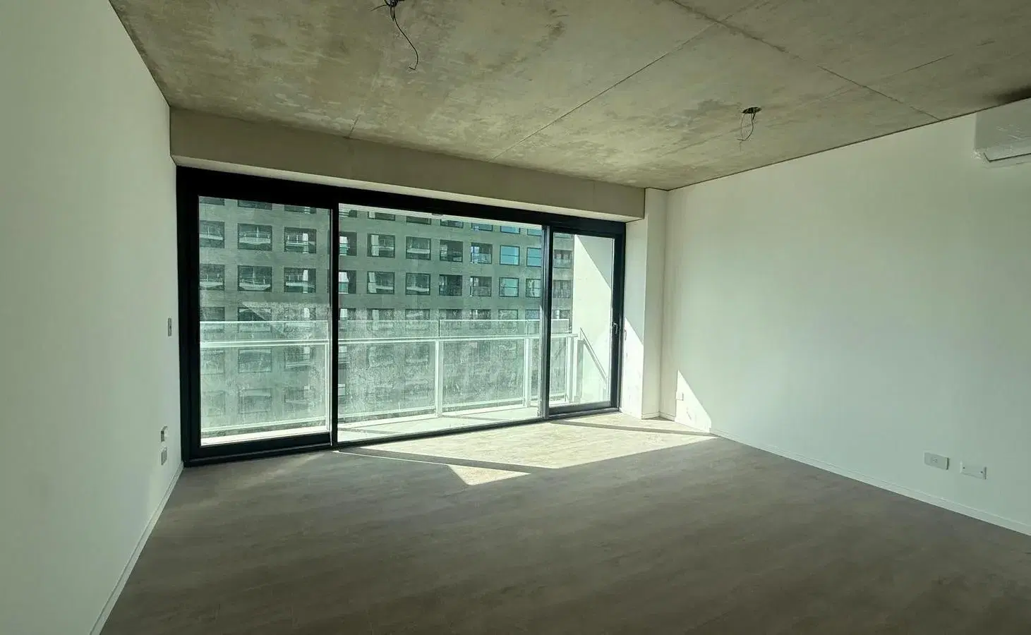 Monoambiente Moderno con Balcón en Quartier del Bajo - Piso 4 - Torre 2 3