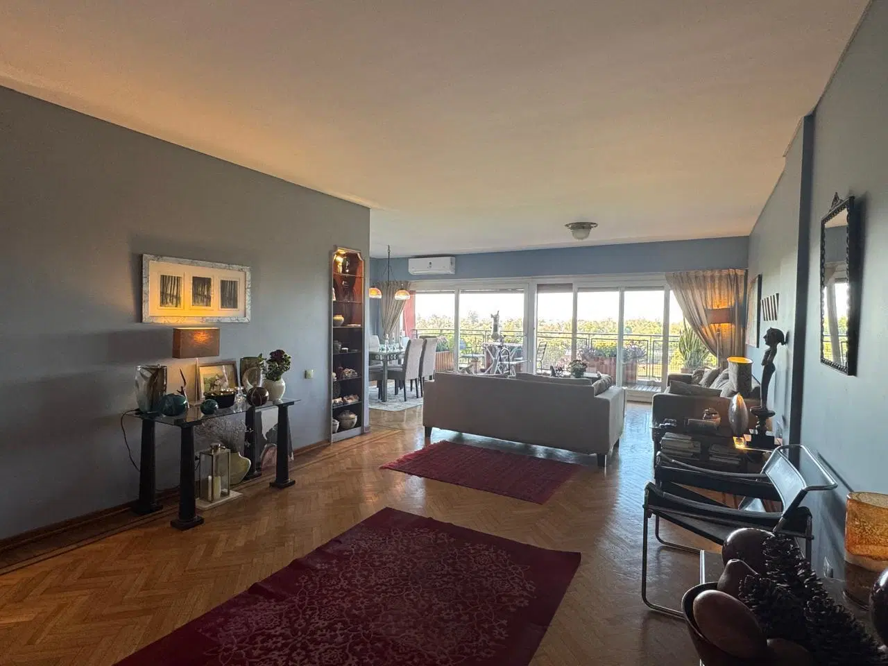 Dúplex de 6 ambientes en VENTA sobre libertador con balcon aterrazado. 3