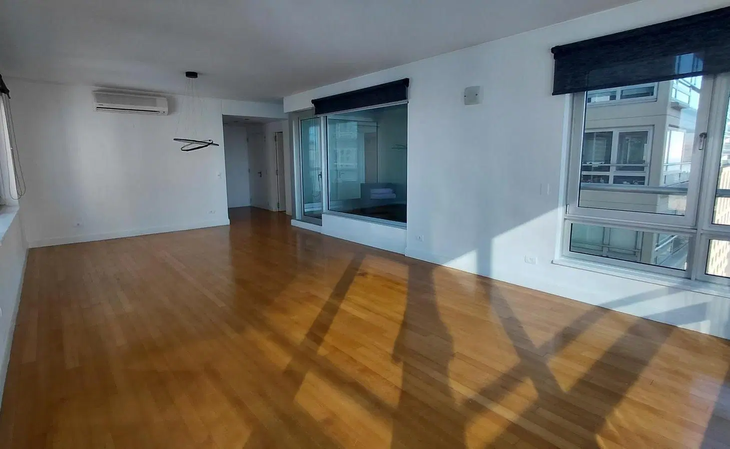 Excelente 3 ambientes en alquiler con vista al río y al dique en Le Parc - Puerto Madero 2
