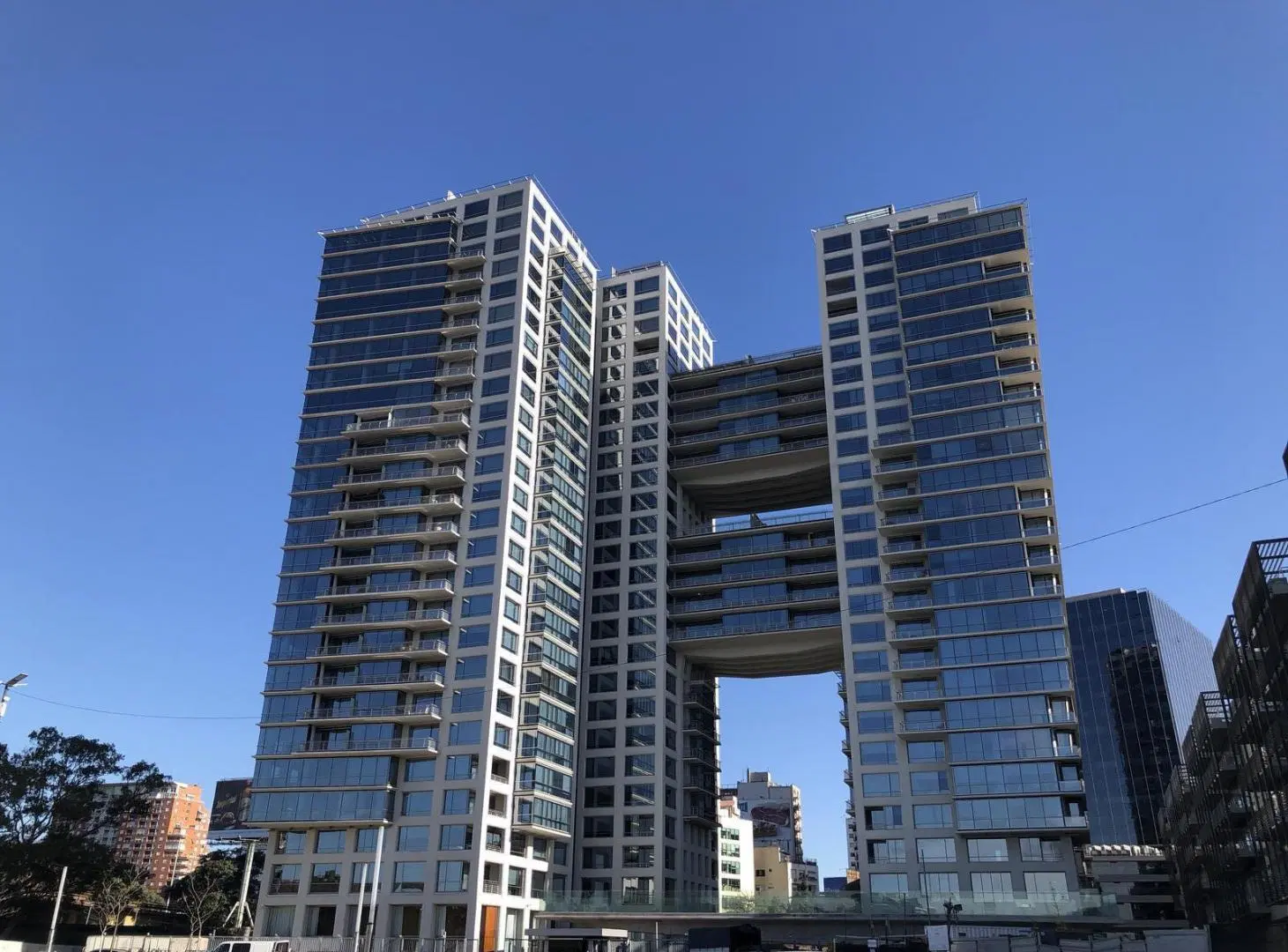 Vicente Lopez, Al Rio - Impactante departamento 4 amb c/dep  190 m2 c/dep  en alquiler 3