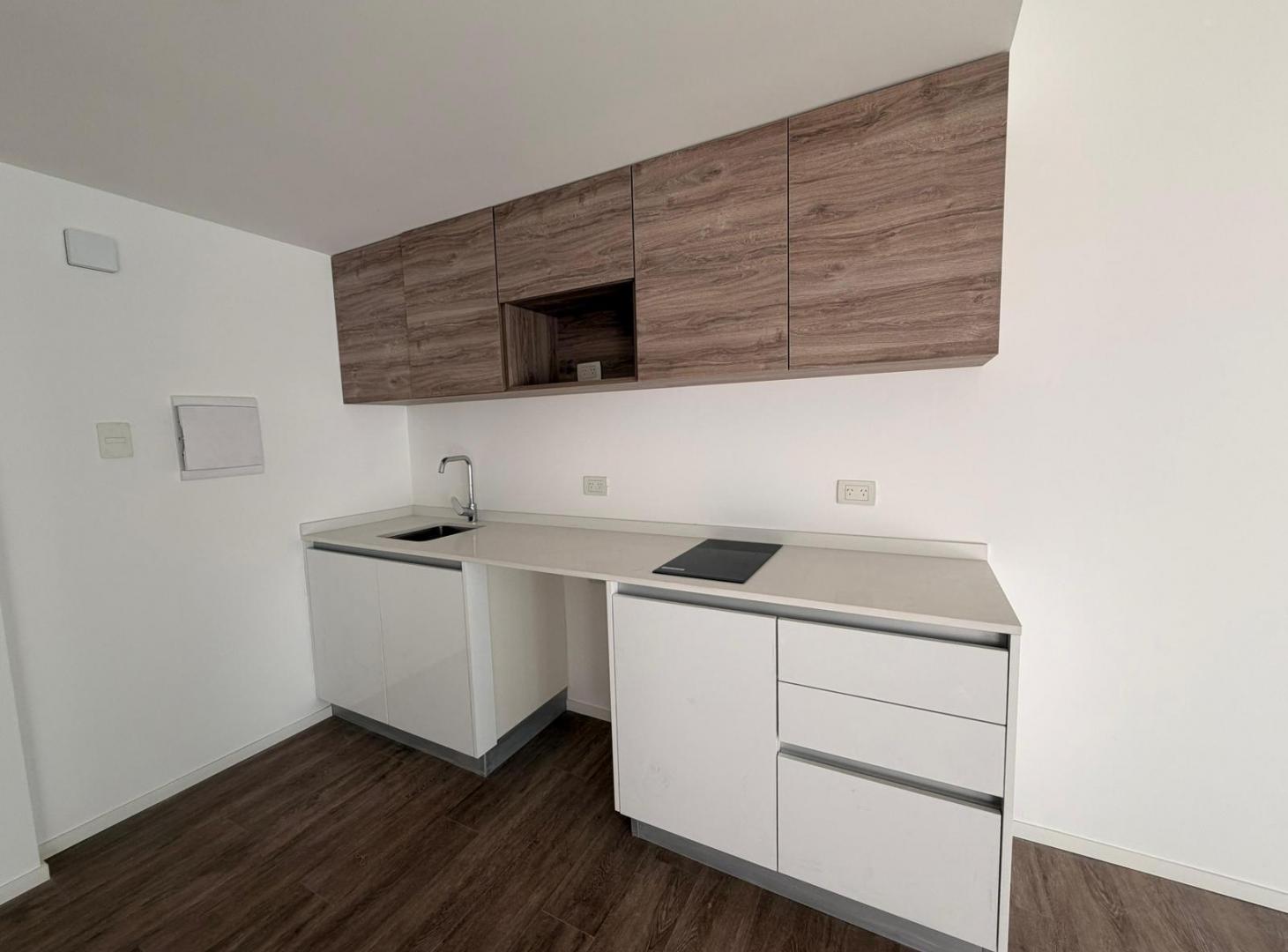 Foto de Monoambiente en piso alto con Vista Abierta - Quartier del Bajo, imagen 2